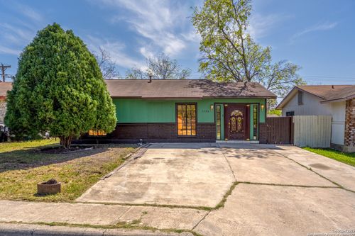 5306 War Horse Dr, San Antonio, TX, 78242-3014 | Card Image