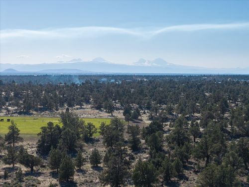 25606 Alfalfa Market Rd, Bend, OR, 97701-7312 | Card Image