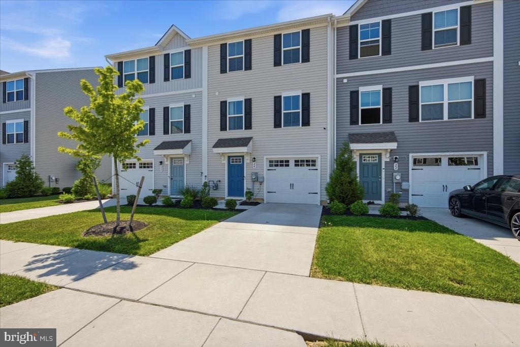 Residential in BEVERLY