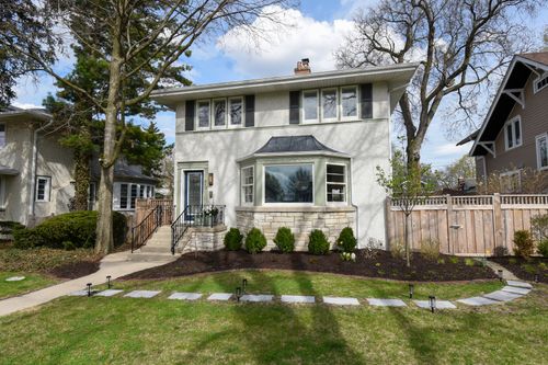 818 N Euclid Ave, Oak Park, IL, 60302-1521 | Card Image