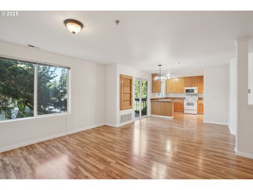 k67-5264 Ne 121st Ave, Vancouver, WA, 98682-2157 | Card Image