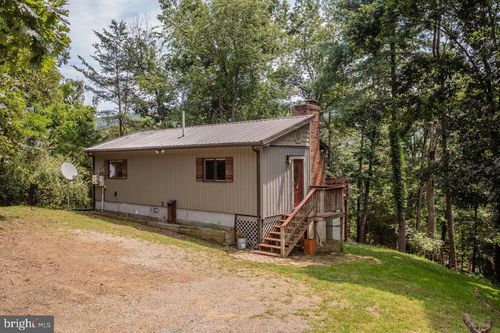 17341 Starstone Dr, BROADWAY, VA, 22815-3927 | Card Image