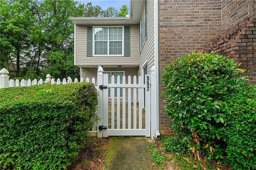 557 Picketts Bend Ct, Marietta, GA, 30008-3287 | Card Image