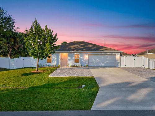 949 Sw Fisherman Ave, Port St. Lucie, FL, 34953-3664 | Card Image