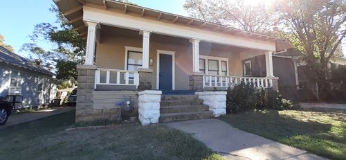 1325 Hurley Ave, Fort Worth, TX, 76104-4240 | Card Image