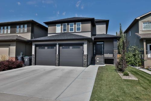 4325 40 Avenue S, Lethbridge, AB, T1K8E4 | Card Image