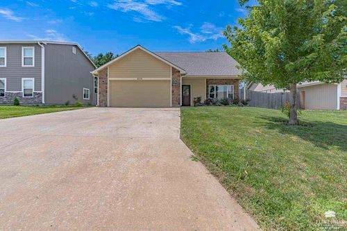 4319 Aspen Drive, Manhattan, KS, 66502 | Card Image