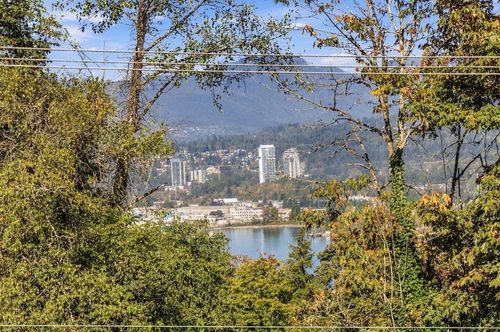 330 Gamma Ave N, Burnaby, BC, V5C1X9 | Card Image