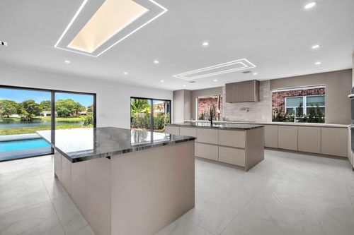 18735 Ne 18th Ave, Miami, FL, 33179-4209 | Card Image