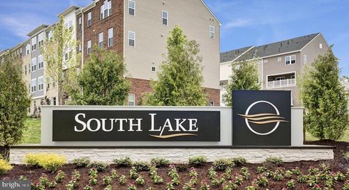16031 Hyde Park Pl, BOWIE, MD, 20716-3581 | Card Image
