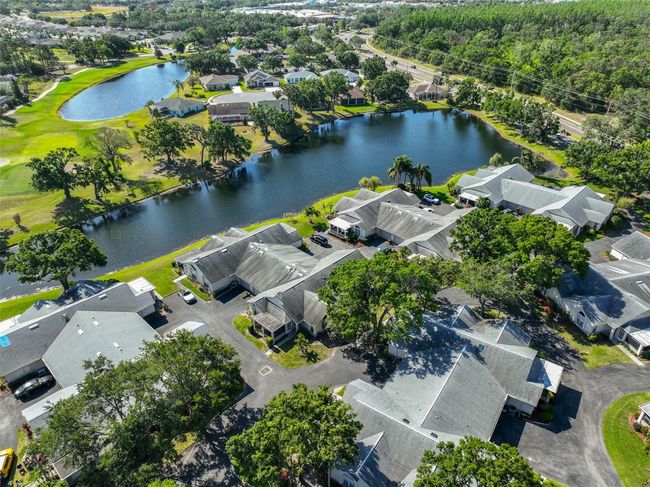 1140 - 1140 Golfview Woods Dr, Condo with 2 bedrooms, 2 bathrooms and null parking in SUN CITY CENTER FL | Image 24