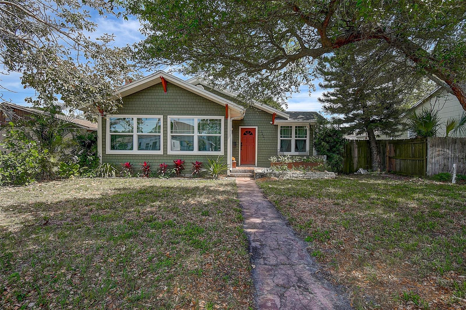 16th St, Saint Petersburg, FL 33704