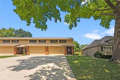 5402 W 103rd Ter, Overland Park, KS, 66207-3905 | Card Image