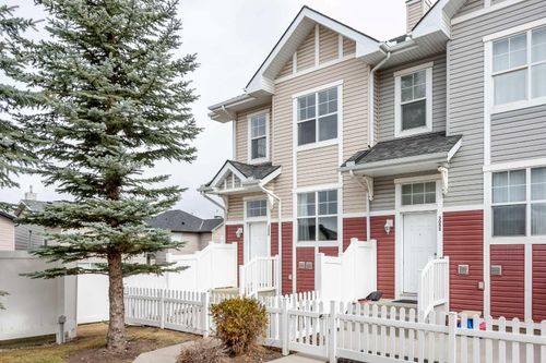 3050 New Brighton Gdns Se, Calgary, AB, T2Z0A5 | Card Image