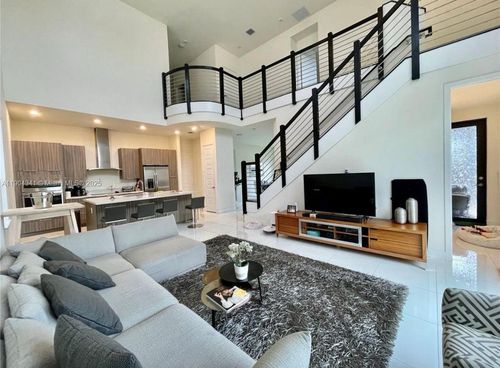 8824 Nw 161st Ter, Miami Lakes, FL, 33018-1418 | Card Image