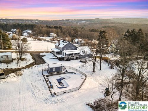 521 Greenview Dr, Saylorsburg, PA, 18353-8270 | Card Image