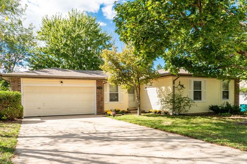 5783 S Franklin Ave, Springfield, MO, 65810-2318 | Card Image