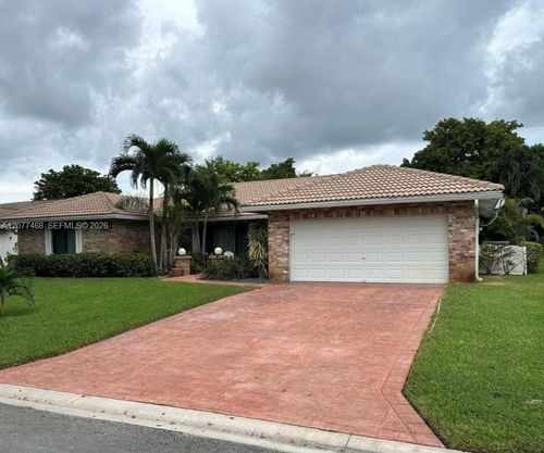 913 Nw 110th Ln, Coral Springs, FL, 33071-6439 | Card Image