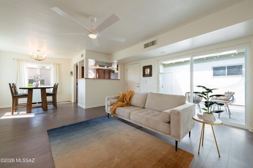 8334 E Cypress Point Ln, Tucson, AZ, 85710-7163 | Card Image