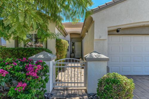 43784 Royal Saint George Dr, Indio, CA, 92201-8902 | Card Image