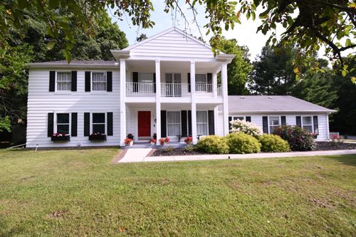 32966 Crescent Dr, Paw Paw, MI, 49079-9568 | Card Image