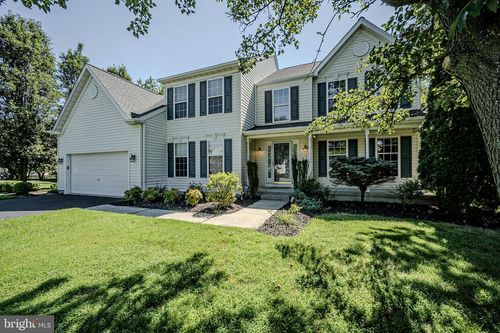 9 Whirlaway Dr, BEAR, DE, 19701-3310 | Card Image