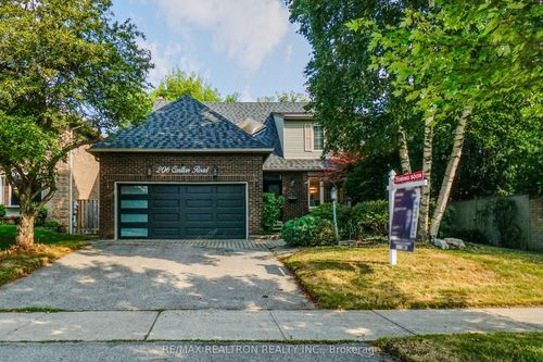 206 Carlton Rd, Unionville, ON, L3R3L8 | Card Image