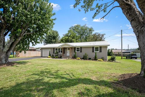 409 Lagoon Dr, Mcminnville, TN, 37110-1119 | Card Image