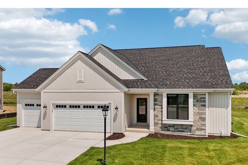 2690 Mapleton Ave, East Troy, WI, 53120-8803 | Card Image