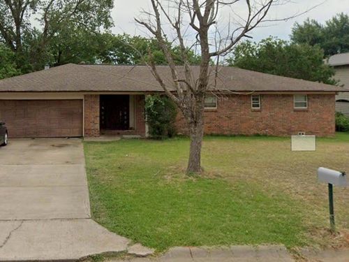 211 Woodlawn Drive, Keene, TX, 76059 | Card Image