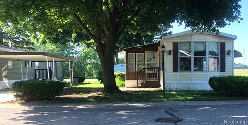 101 Spruce Dr, Jonesville, MI, 49250-9449 | Card Image