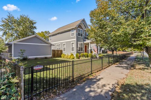 2410 College Ave, Indianapolis, IN, 46205-4558 | Card Image