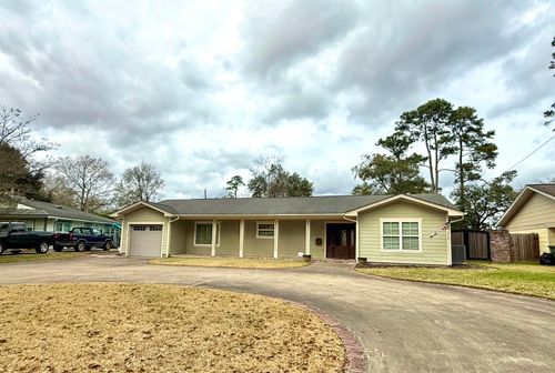 5530 Hooks Ave, Beaumont, TX, 77706-6314 | Card Image