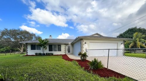 1590 Sw 139th Ave, Davie, FL, 33325-6000 | Card Image