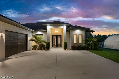 411 24th Ave Ne, NAPLES, FL, 34120-2389 | Card Image