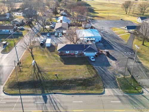 1695 Lynn St, Lebanon, MO, 65536 | Card Image