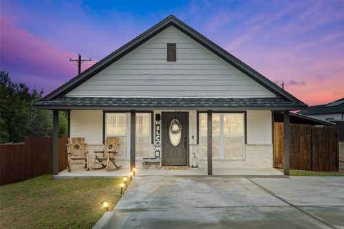 932 Devils River Dr, Granbury, TX, 76048-5834 | Card Image