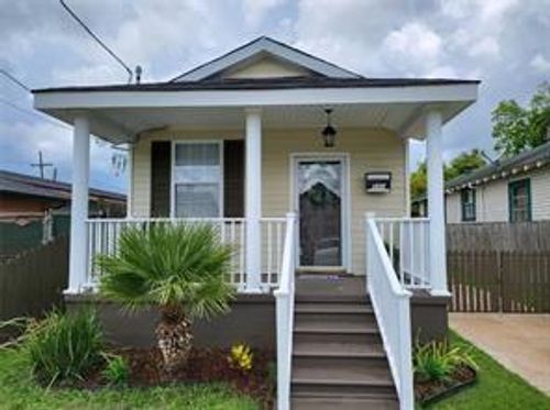 566 Avenue A None, Westwego, LA, 70094 | Card Image