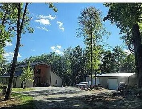 400 Maple Trl, Pikeville, TN, 37367-1512 | Card Image