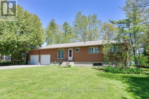 3877 Wood Avenue, Severn (West Shore), ON, L3V0T9 | Card Image