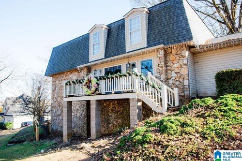 1822 Pleasant Ridge Dr, Sylacauga, AL, 35150-1762 | Card Image