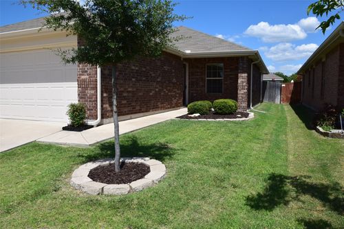 9016 Quarry Ridge Trl, Fort Worth, TX, 76244-5198 | Card Image