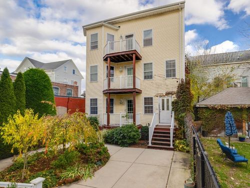 apt-6-58 Sutton St, Providence, RI, 02903-1494 | Card Image