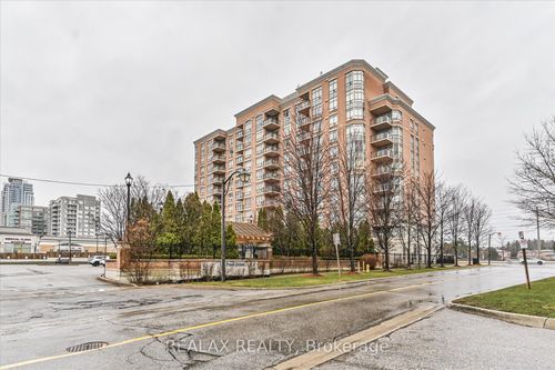 302-130 Pond Dr, Thornhill, ON, L3T7W5 | Card Image