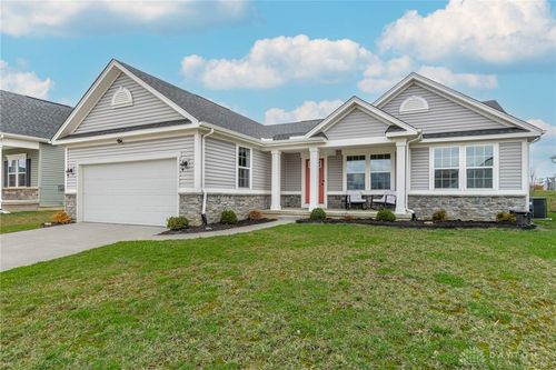 9379 Lakeside St, Tipp City, OH, 45371-2590 | Card Image