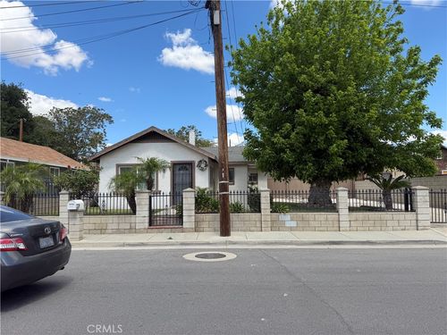 457 W Nicolet St, Banning, CA, 92220-4615 | Card Image