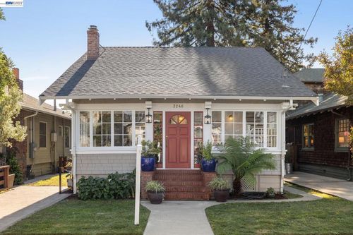 3246 Garfield Ave, Alameda, CA, 94501-1714 | Card Image