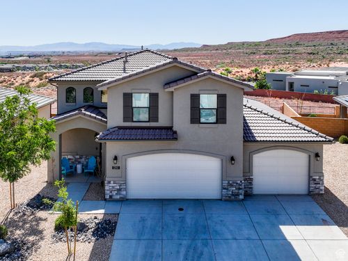1341 N Paseos St, Washington, UT, 84780-2372 | Card Image