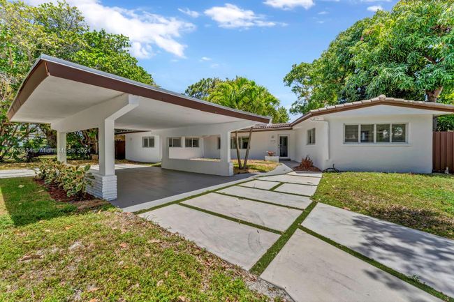 2117 Coral Gardens Dr, House other with 3 bedrooms, 3 bathrooms and null parking in Wilton Manors FL | Image 4