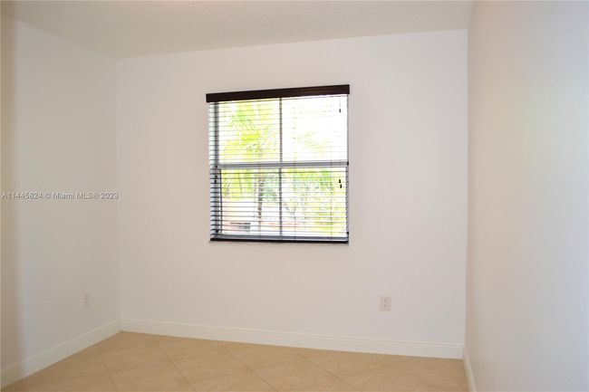 0 - 15278 Sw 30th Ter, Townhouse with 3 bedrooms, 2 bathrooms and null parking in Miami FL | Image 17